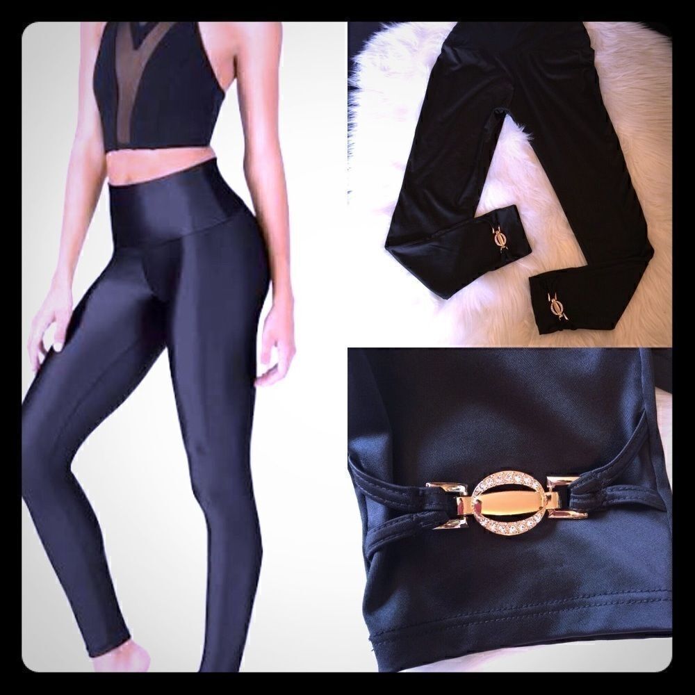 Luxurious Hot Pant Leggings w/ rhinestone bottoms‎